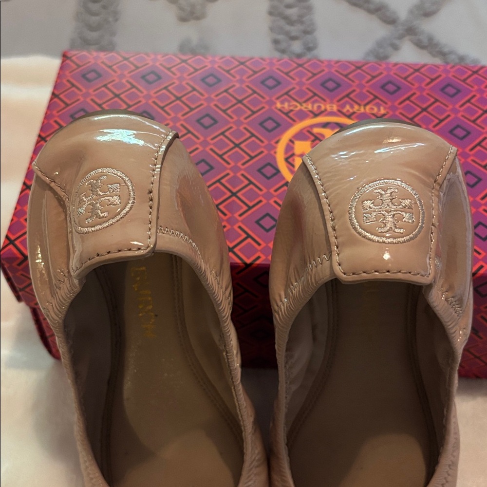 Tory Burch Eddie Ballet Flats - Picture 3 of 6